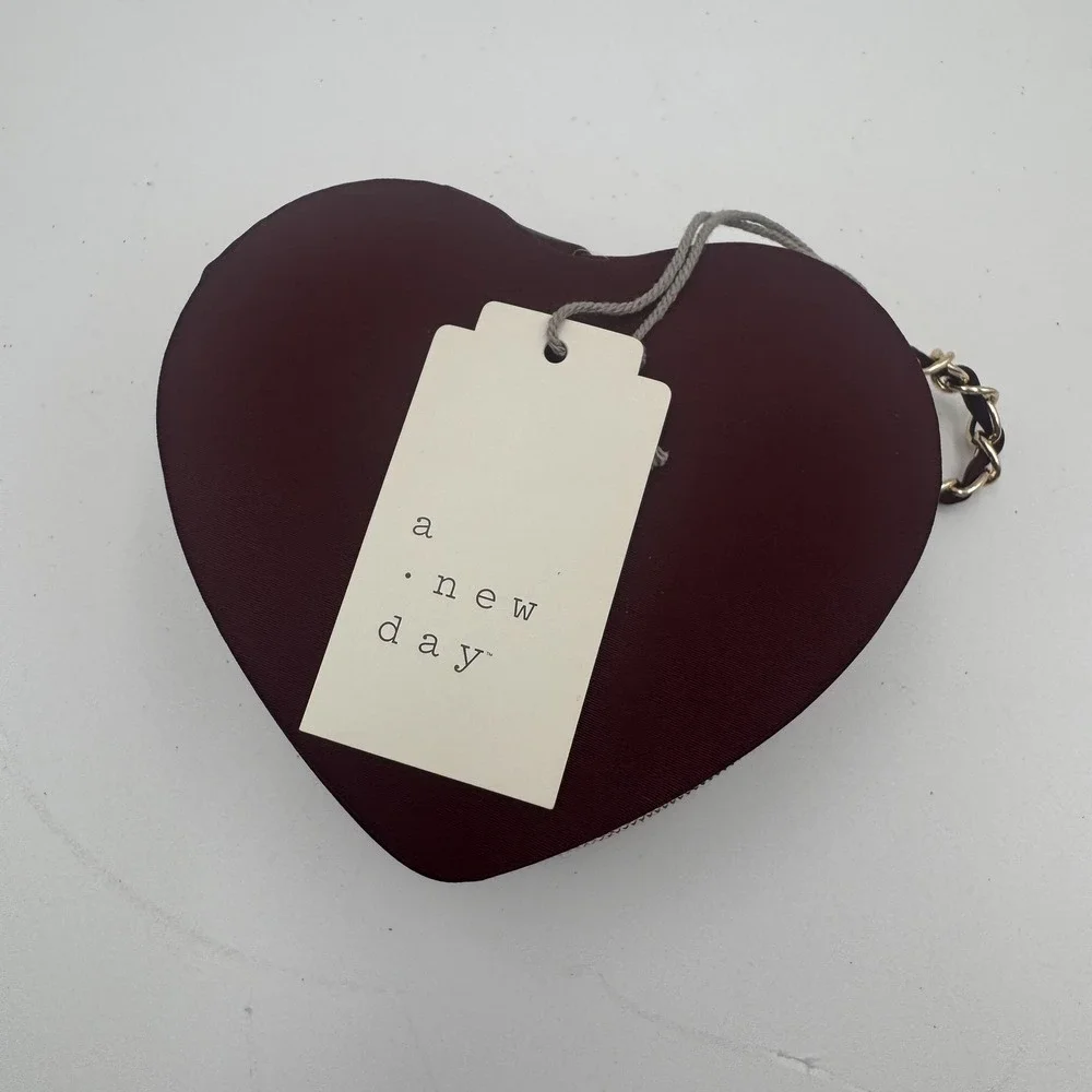 A New Day Heart Travel Jewelry Organizer Box Red Zip Case Ring Strap Pouch NWT